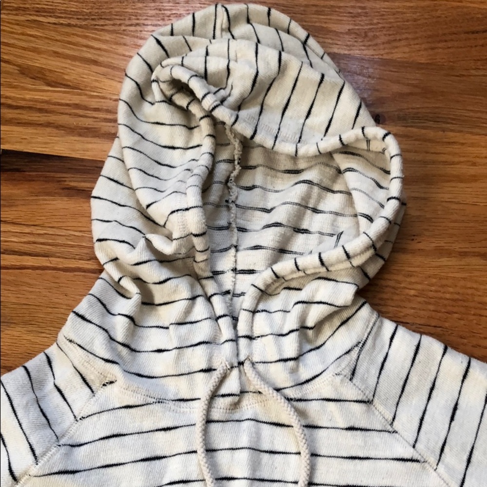 Sweater - Picture 2 of 3